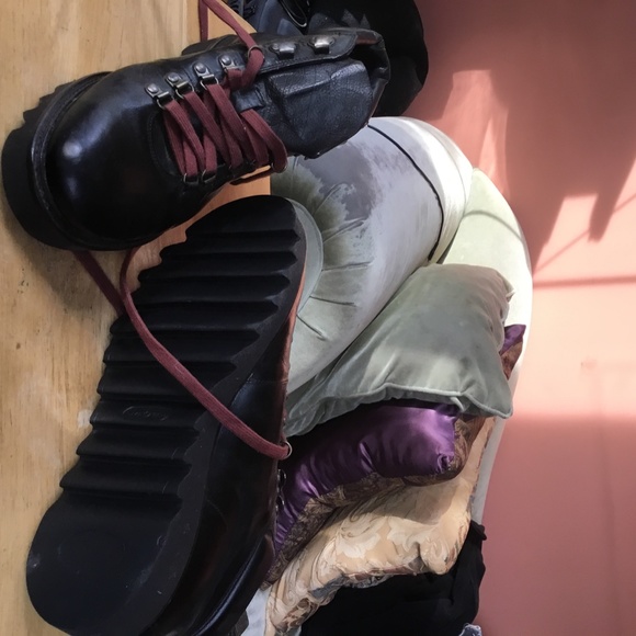 Barney’s NY made in Italy leather boot brand new - Picture 2 of 4